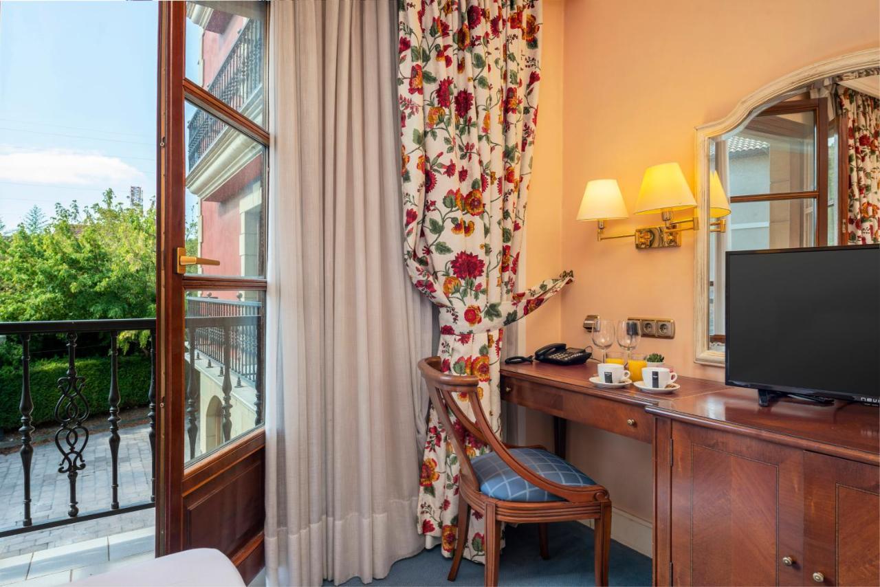 Hospedium Hotel Blu Sondika Екстериор снимка