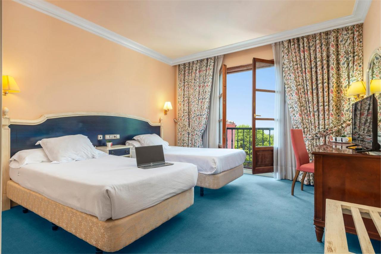 Hospedium Hotel Blu Sondika Екстериор снимка