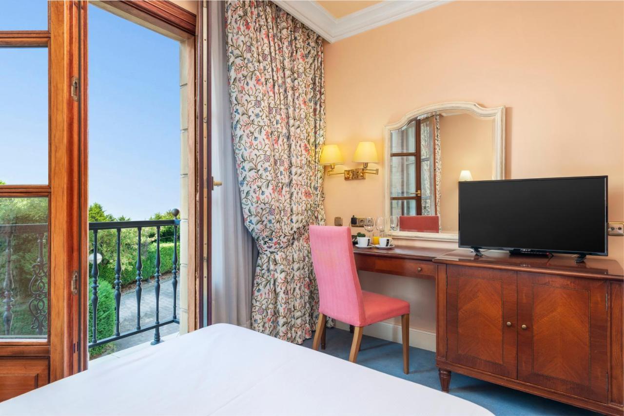 Hospedium Hotel Blu Sondika Екстериор снимка