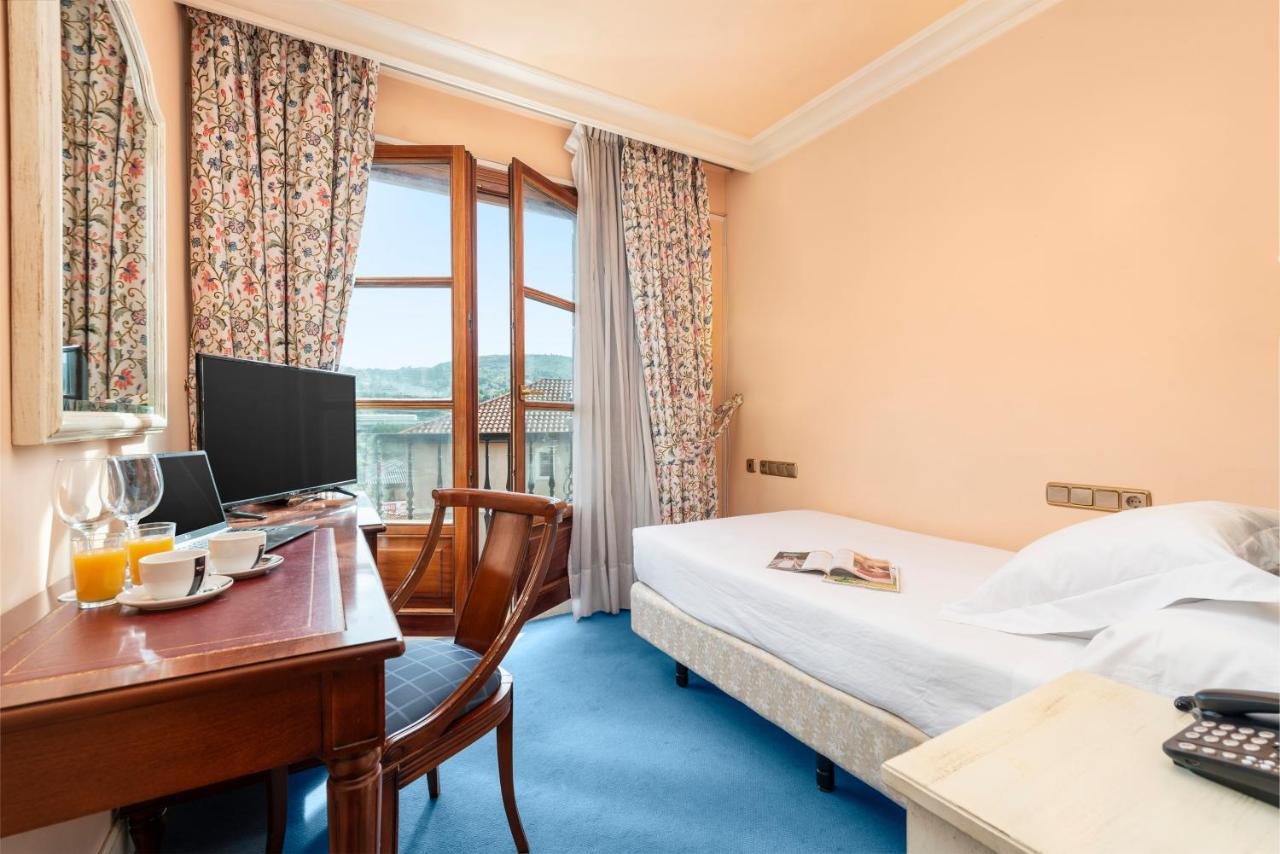 Hospedium Hotel Blu Sondika Екстериор снимка
