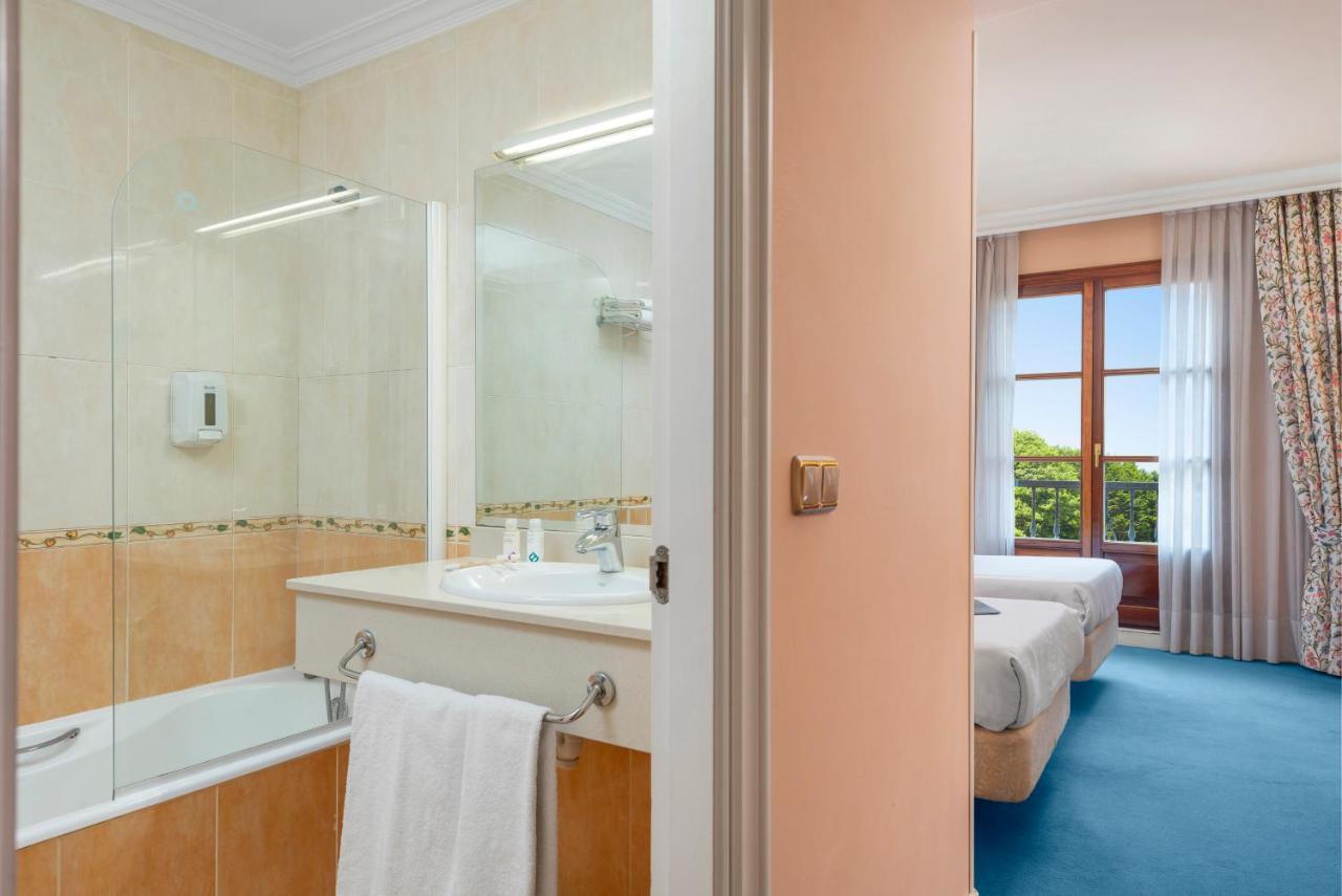 Hospedium Hotel Blu Sondika Екстериор снимка